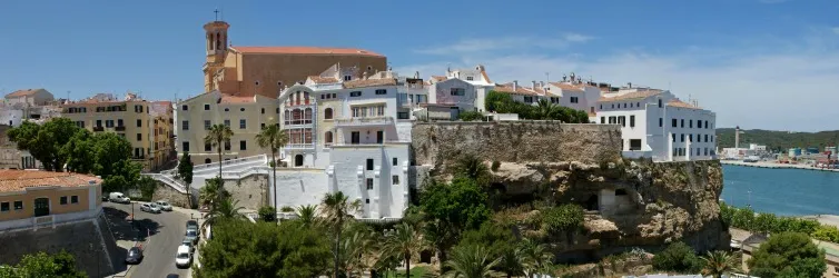 Visitando la histórica Menorca
